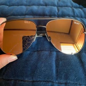 Quay Aviators- Pink/Gold